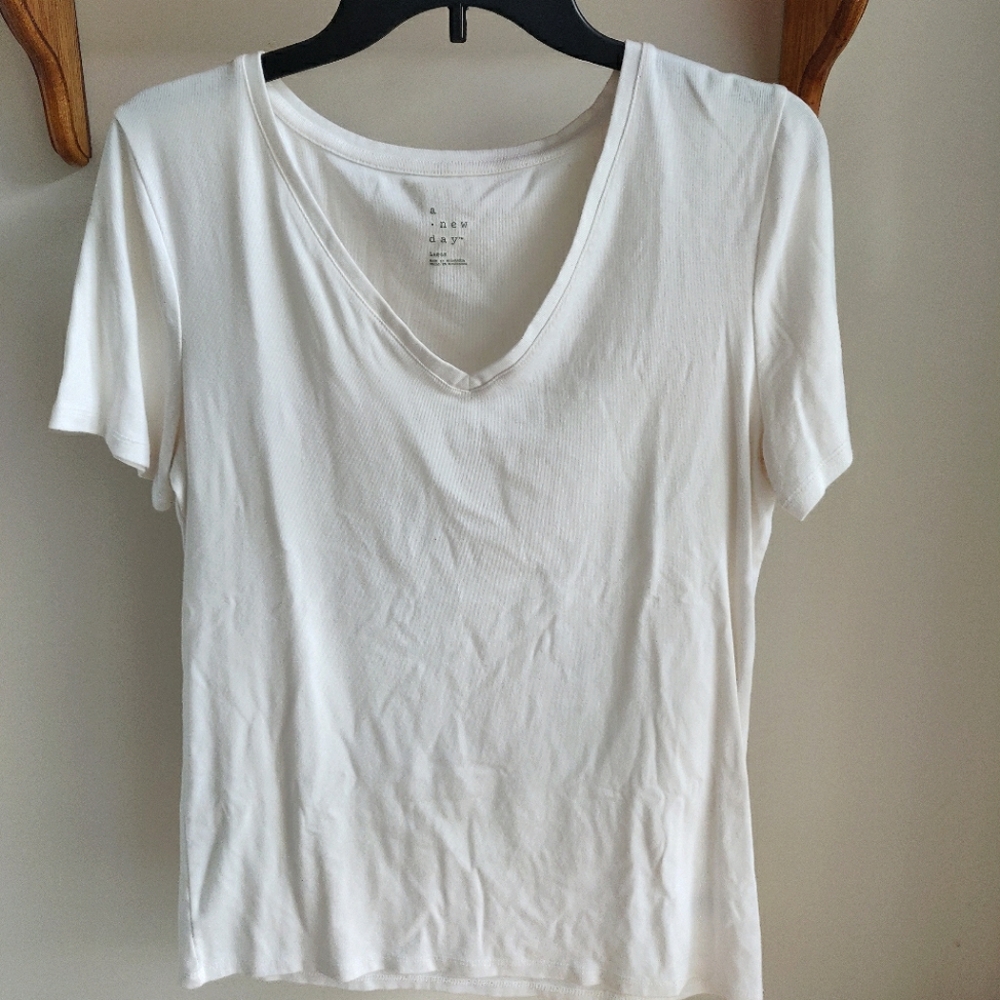 White tshirt